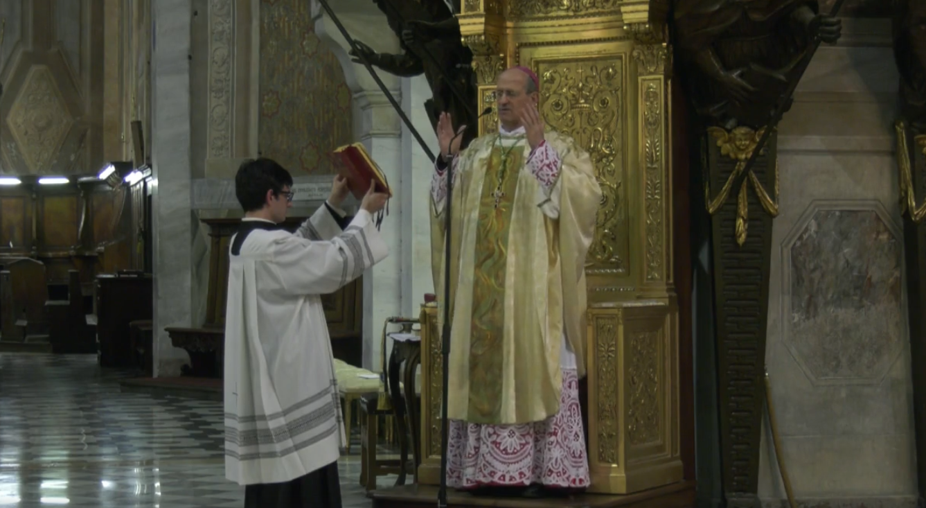 vescovo veglia pasqua
