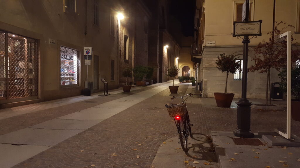 Vigevano coronavirus coprifuoco via Roma
