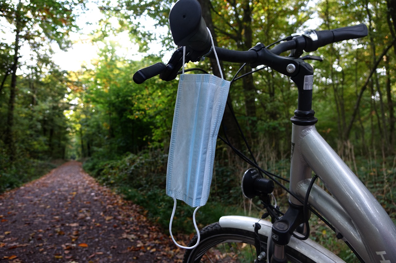 PP Coronavirus Pavia - mascherina bicicletta