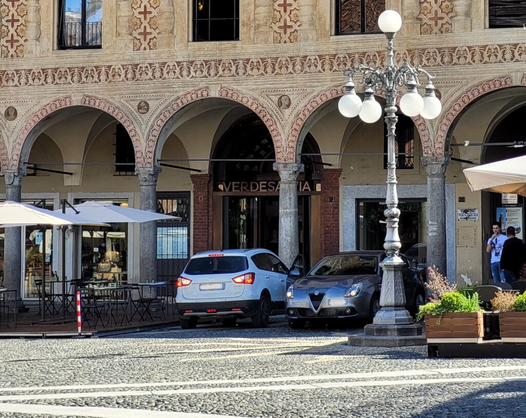 06 VIG - ZTL Piazza Ducale