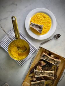 Il risotto alla milanese moderno dello chef, Riccardo Carnevali