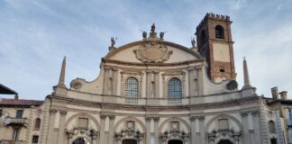 Addio a don Padova: fu parroco del Duomo duomo vigevano