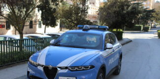 Vigevano, adesca un uomo e lo deruba: 46enne arrestata
