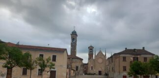 Viaggio in Paese / Rosasco, scenario esclusivo per il gran teatro della vita