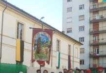 Mortara, la Contrada Sant’Albino trionfa al palio dell’oca La contrada Sant'Albino di Mortara dopo la vittoria del palio dell'oca