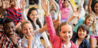 Classi multiculturali e fuga dagli stranieri? classe multietnica
